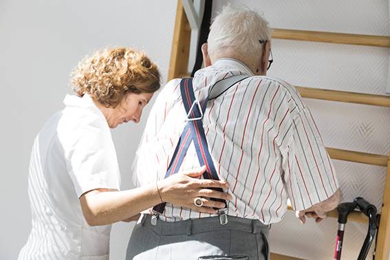 La kinésithérapie pour les personnes âgées en résidence médicalisée à Châtenay-Malabry